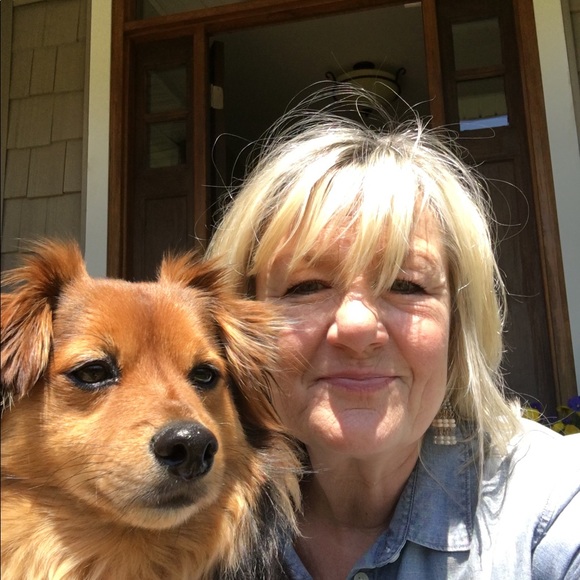 Meet your Posher, Becki - Picture 1 of 1